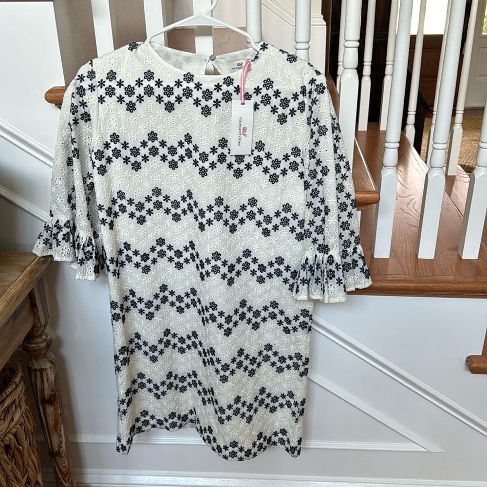 Vineyard vines dress